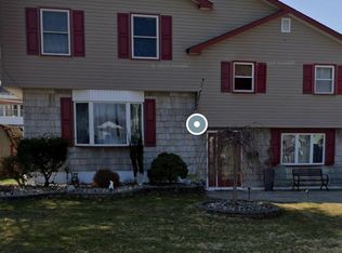 11 Erik Dr, Fords, NJ