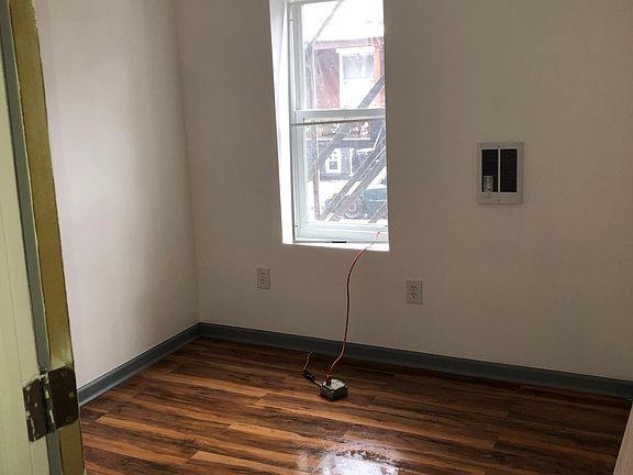 2nd image of 3401 Tampa St #2