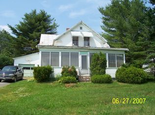 40 Main St, Sangerville, ME 04479