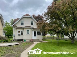 2037 Goodrich Ave, Saint Paul, MN 55105