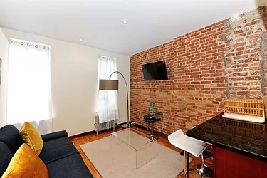 Rented by Eisenberg Exclusives