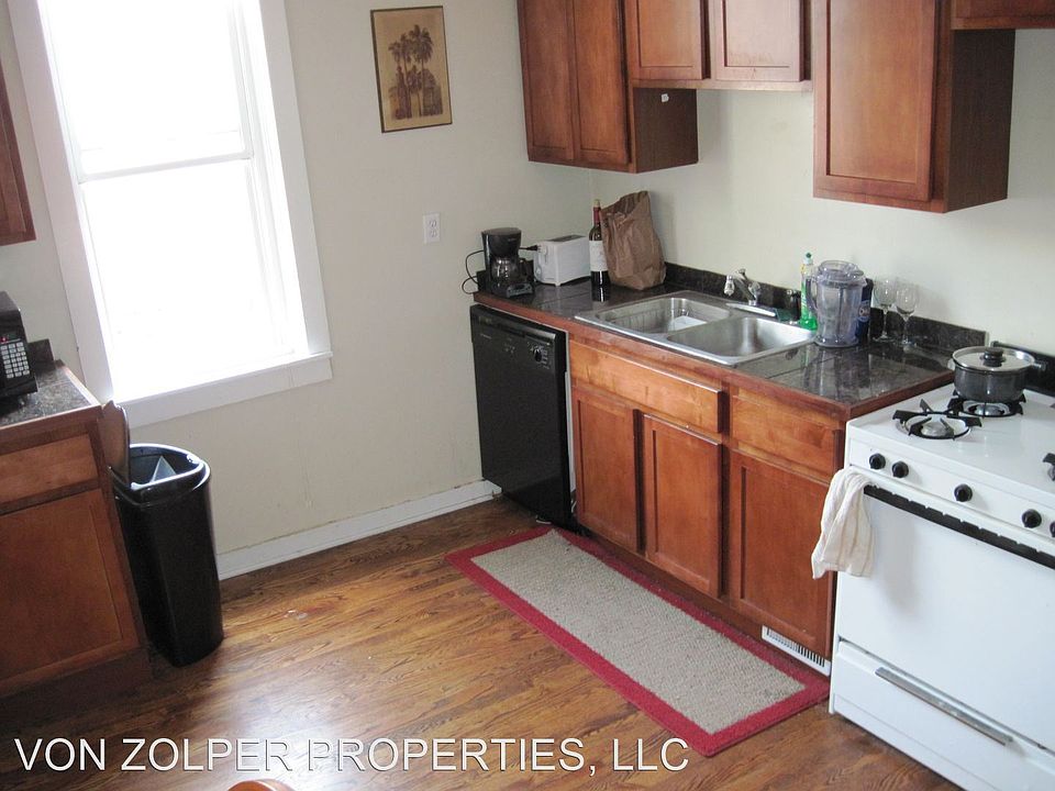 1st image of 1726 N Arlington Pl #9877295