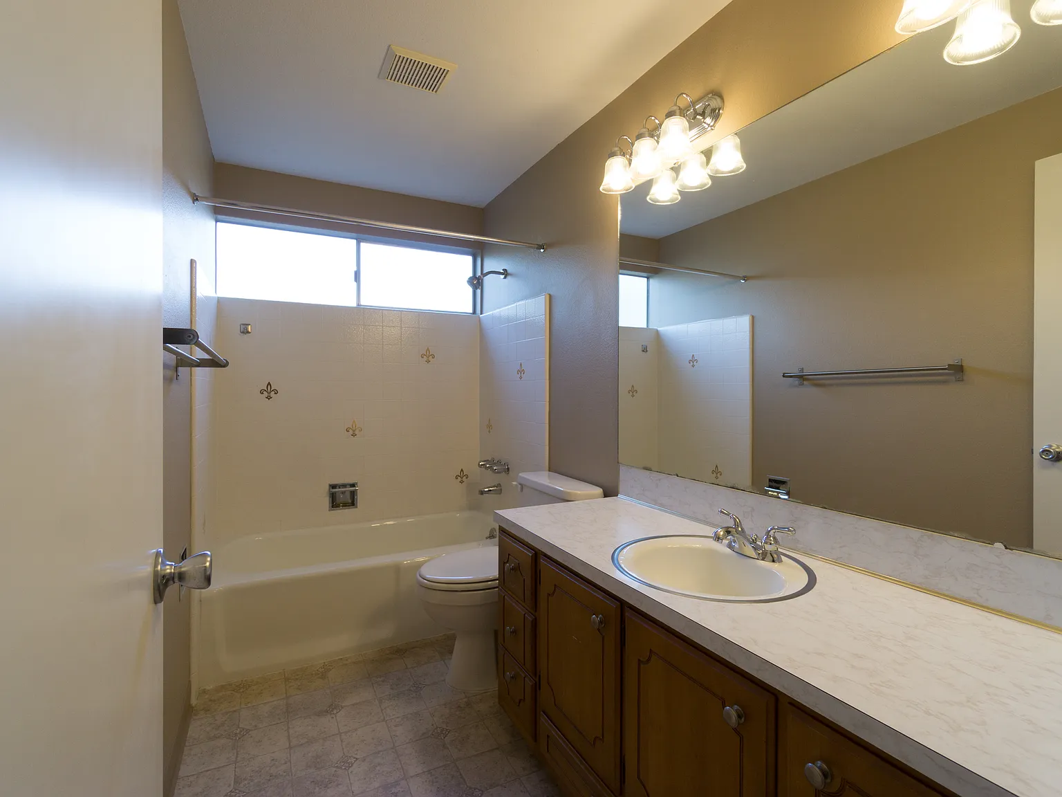 14829 SE 170th St Renton UKC WA 98058 A — Photo 4