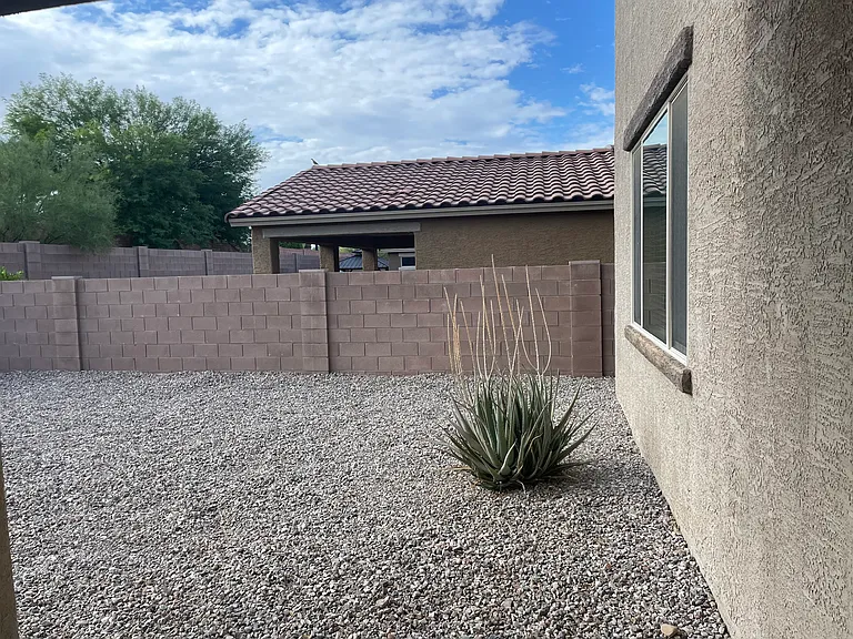 9450 N Andrina Dr — Photo 48