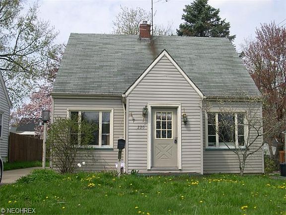 2nd image of 220 Parkgate Ave