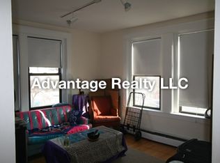 494 Massachusetts Ave APT 4, Cambridge, MA 02139