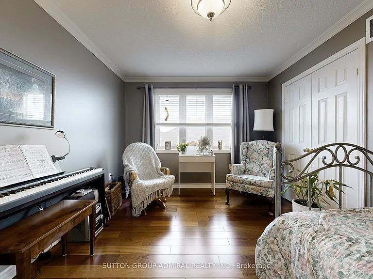 32 Stephanie Ln #UPPER — Photo 34