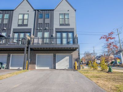 8002 Grove St, Silver Spring, MD, 20910