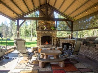 51675 Pine St, La Pine, OR 97739