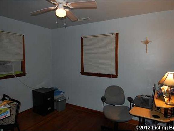 4th image of 7533 Virginia Ave