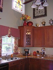 2nd image of 210 Mistletoe Dr