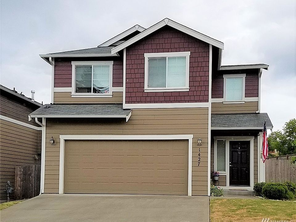 2nd image of 1427 Farina Loop SE