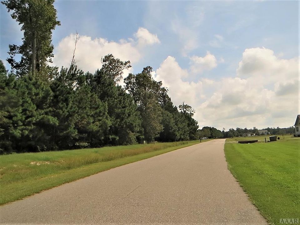1st image of 525 Pointe Vista Dr