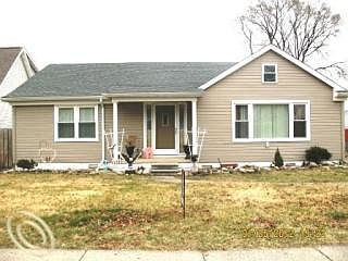 1st image of 23040 Hughes Ave