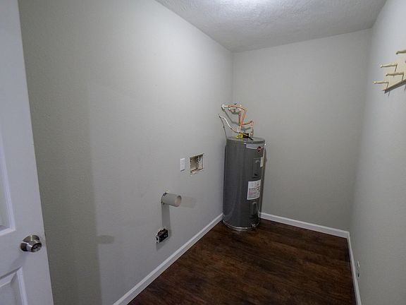 3rd image of 99 Briggs St