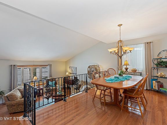 4th image of 429 Cottonwood Ln
