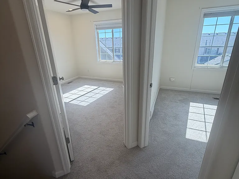 320 Strasburg Dr #A9 — Photo 31