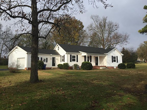 4th image of 310 Hickory Dr