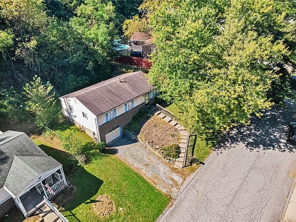 3rd image of 264 Hazel Rd