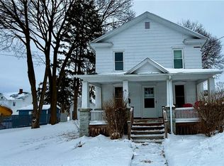 65 Walnut St, Auburn, NY 13021