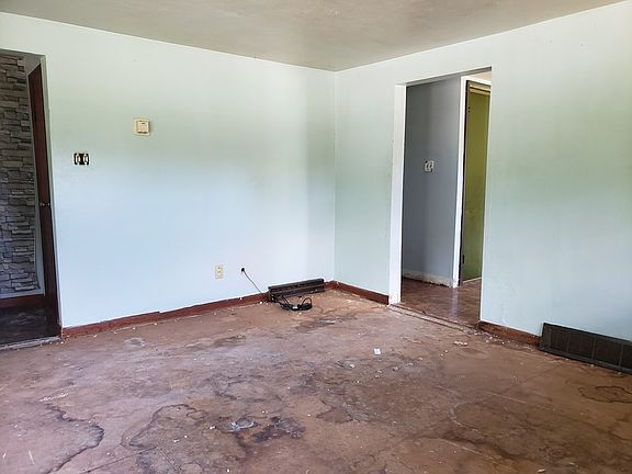 3rd image of 1312 Township Road 13