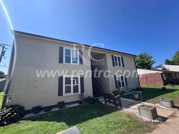 123-05 W Attica St, Rossville, IL 60963