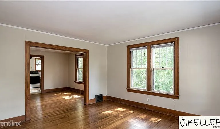 2455 S Main St — Photo 29