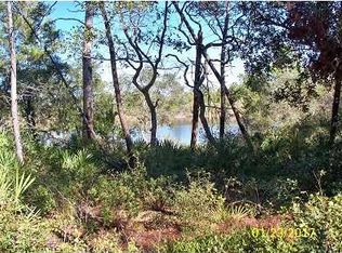 185 Airport Rd, Carrabelle, FL 32322