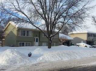 481 Spring Hill Rd, Vadnais Heights, MN 55127