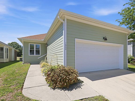 4th image of 1953 Castle Pines Dr