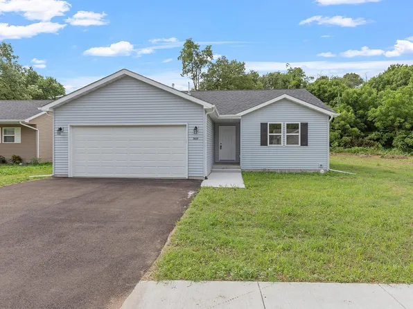 3839 Schneider St, Lake Station, IN 46405