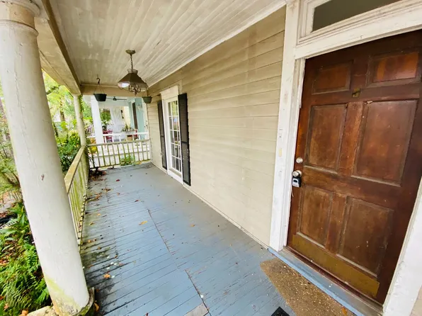 1103 E 33rd St, Savannah, GA 31404