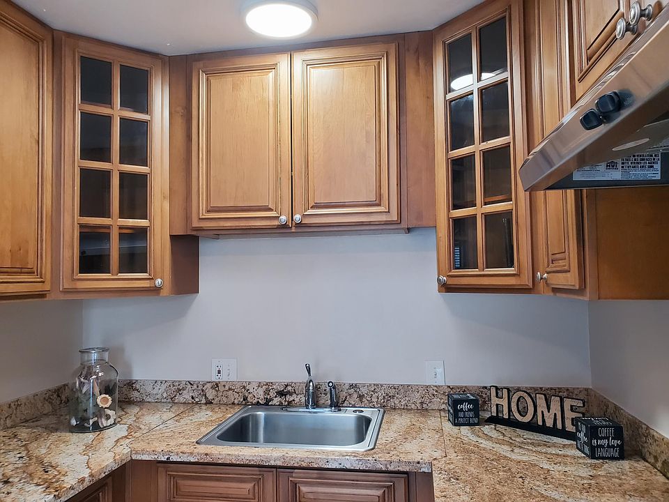 1st image of 219 Jackson Ave APT 5