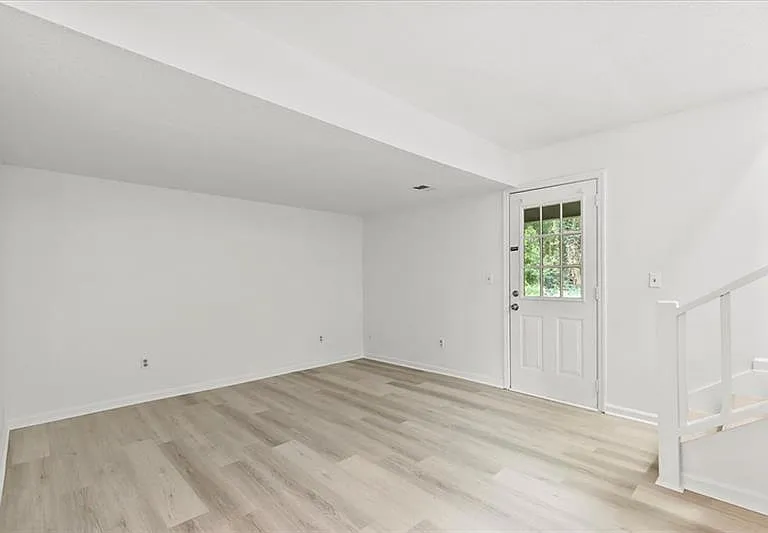 1714 Wynndowne Trl SE — Photo 12