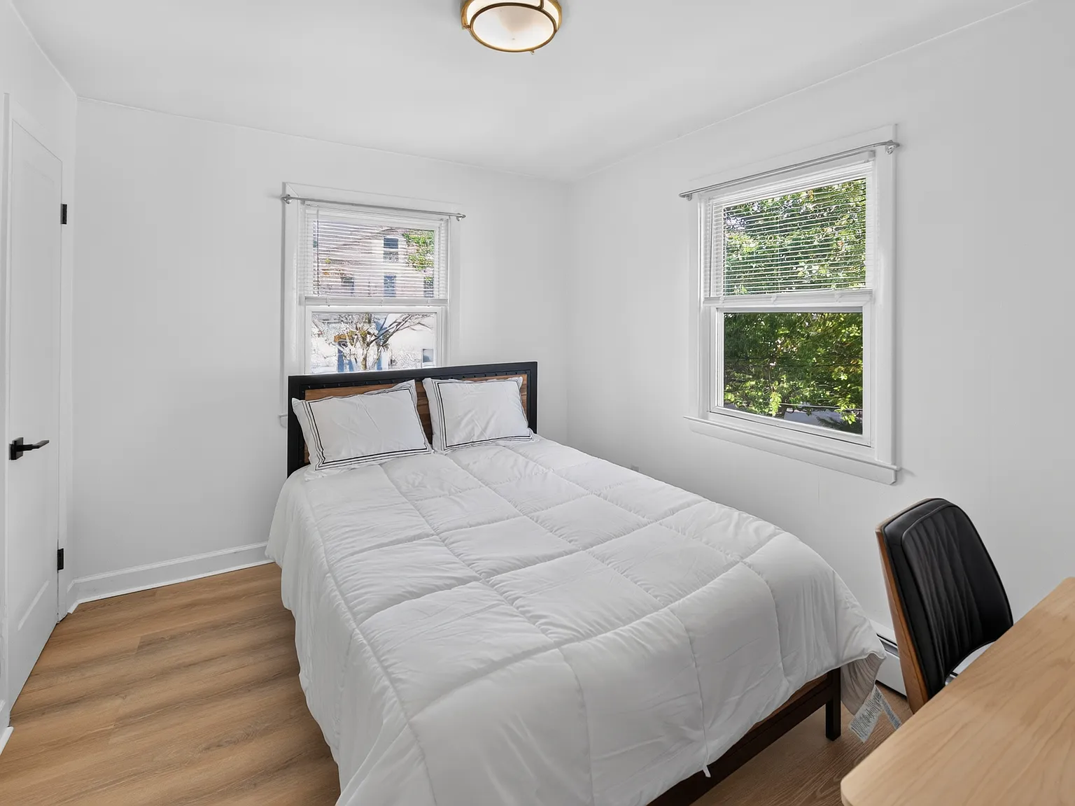 4 bed, 1000 sqft, $850 — Photo 3