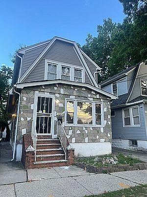 1st image of 168-04 115th Ave #1