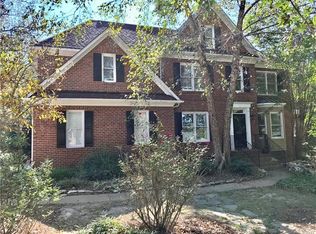 1073 Nickalaus Dr, Matthews, NC 28104