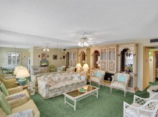 116 Northampton St #F, West Palm Beach, FL 33417