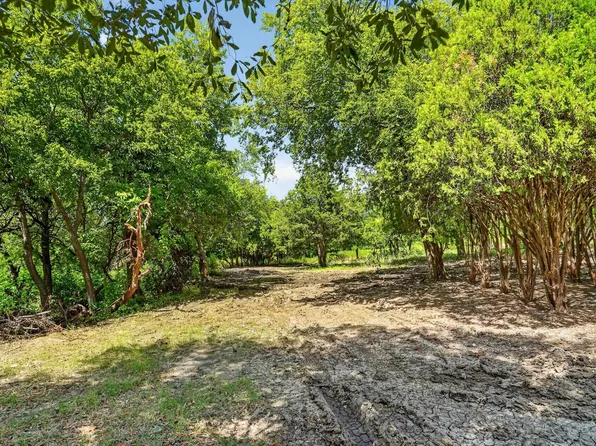 8720 Roaring Creek Rd, Joshua, TX 76058