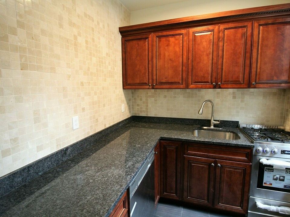 1st image of 765 2nd Ave #8
