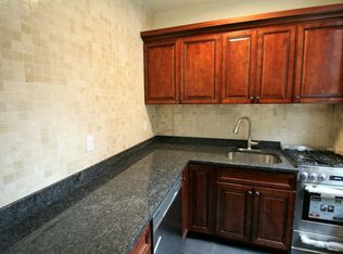 765 2nd Ave #8, New York, NY 10017