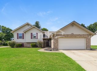1501 Michael Dr, Troy, OH 45373