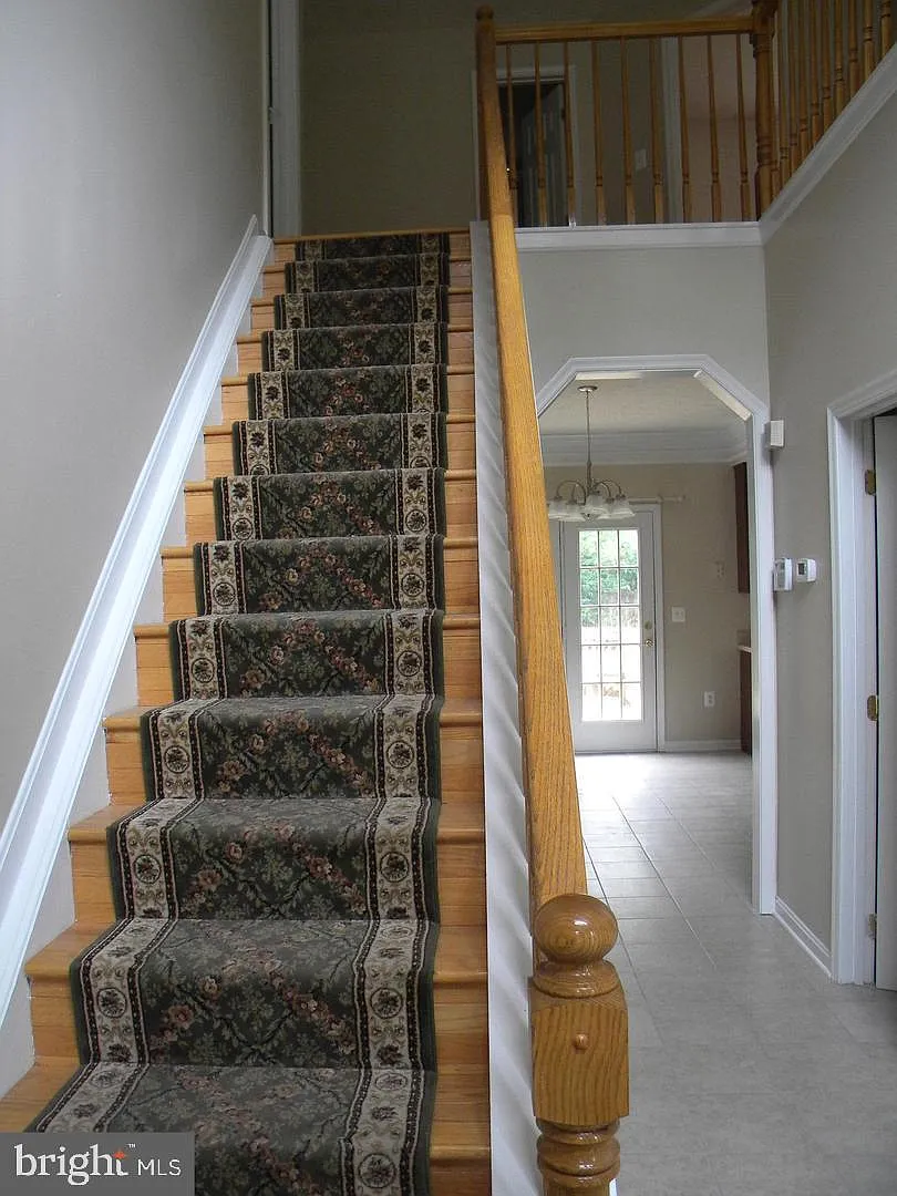 3 bed, 3.5 bath, 2970 sqft, $3,250 — Photo 3
