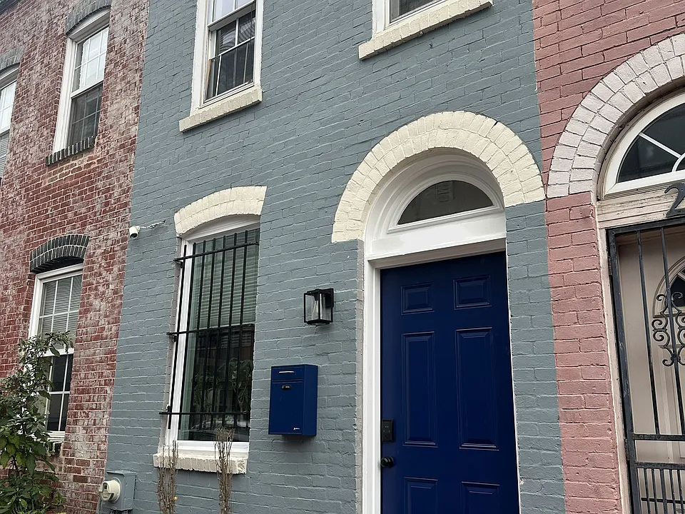 222 Parker St NE