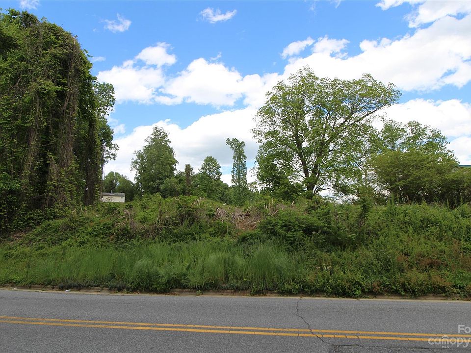 2nd image of E Ridge Pl