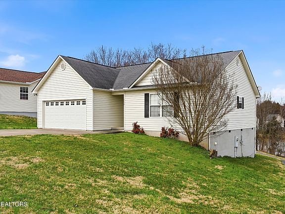 3rd image of 7536 Silveredge Rd