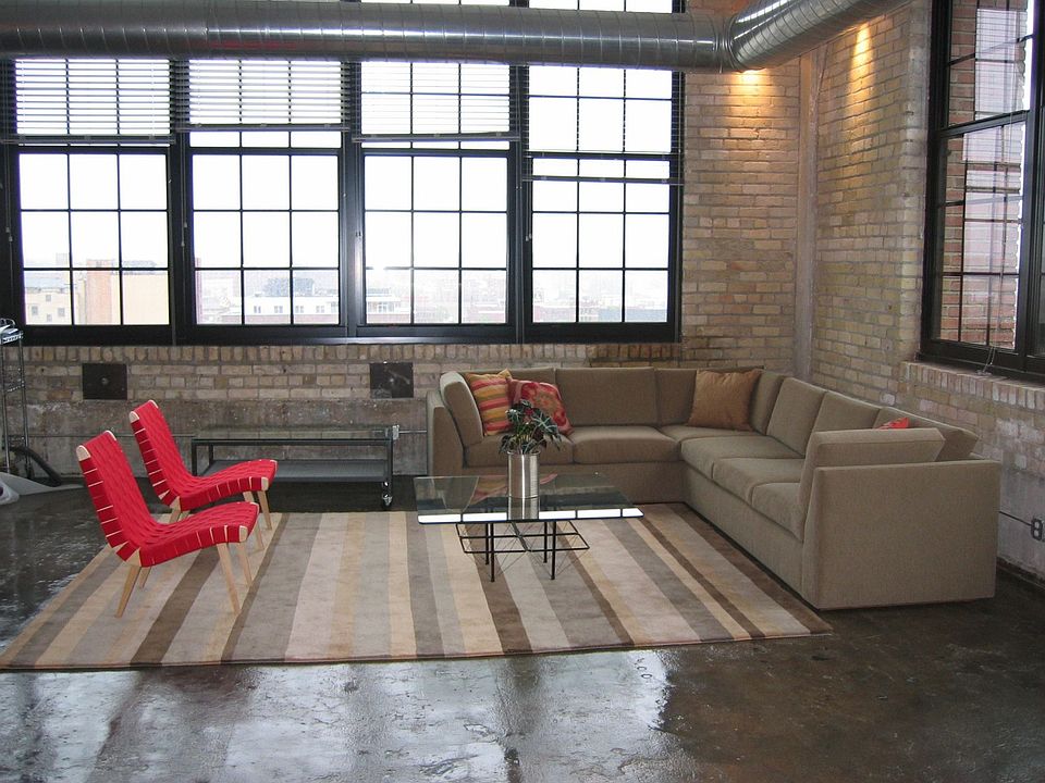 Living Room in SE corner