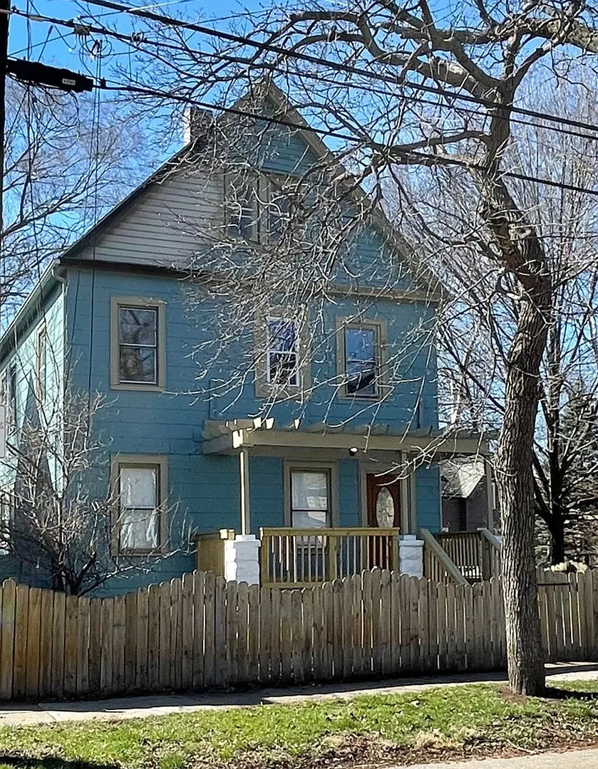 3290 W 17th Street — Photo 1