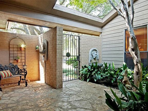 2nd image of 17234 Hidden Glenn Dr