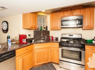 3743 N Fremont St #1, Chicago, IL 60613